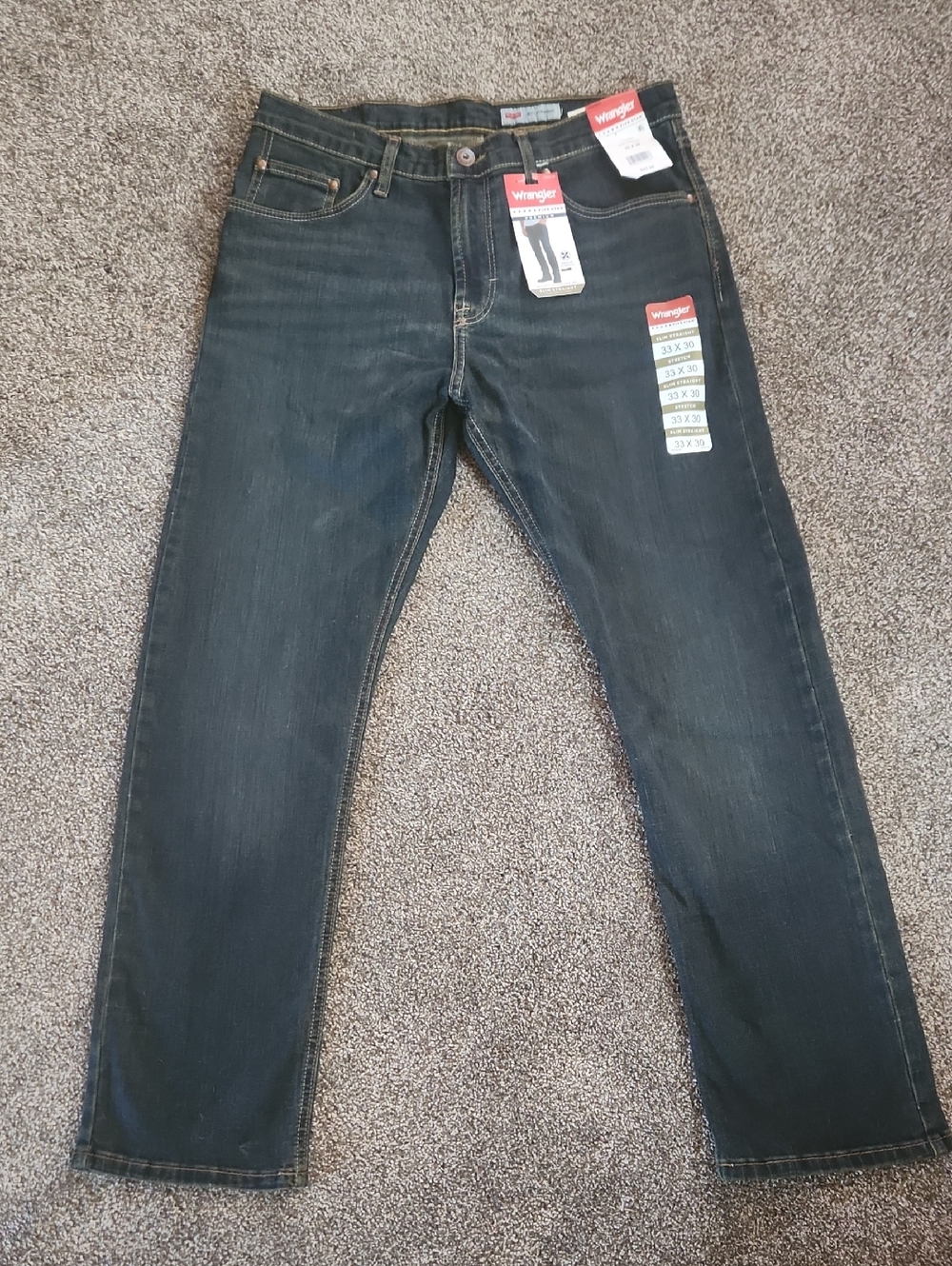 NWT Wrangler Slim Straight Jeans - 33×30